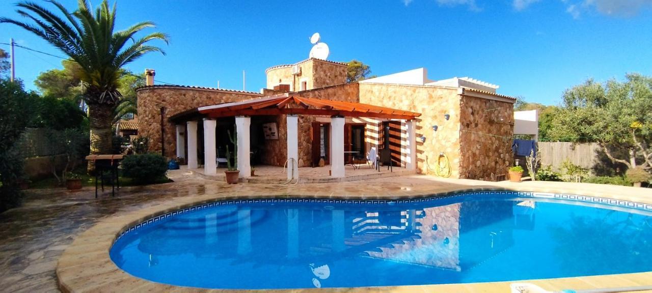 Villa Sanchez In Strandnaehe Mit Pool, Jacuzzi, Klima, Wifi, Gas Bbq Santanyi Exterior photo
