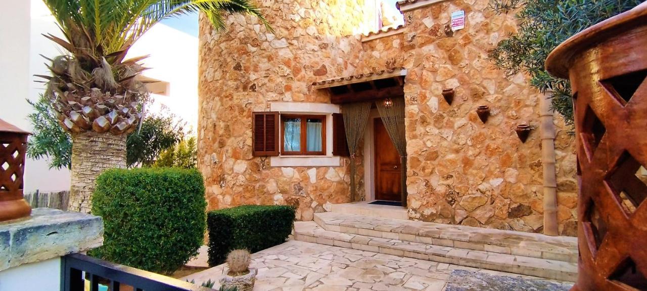 Villa Sanchez In Strandnaehe Mit Pool, Jacuzzi, Klima, Wifi, Gas Bbq Santanyi Exterior photo